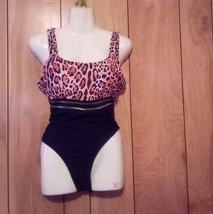 Shein Leopard print swimsuit
